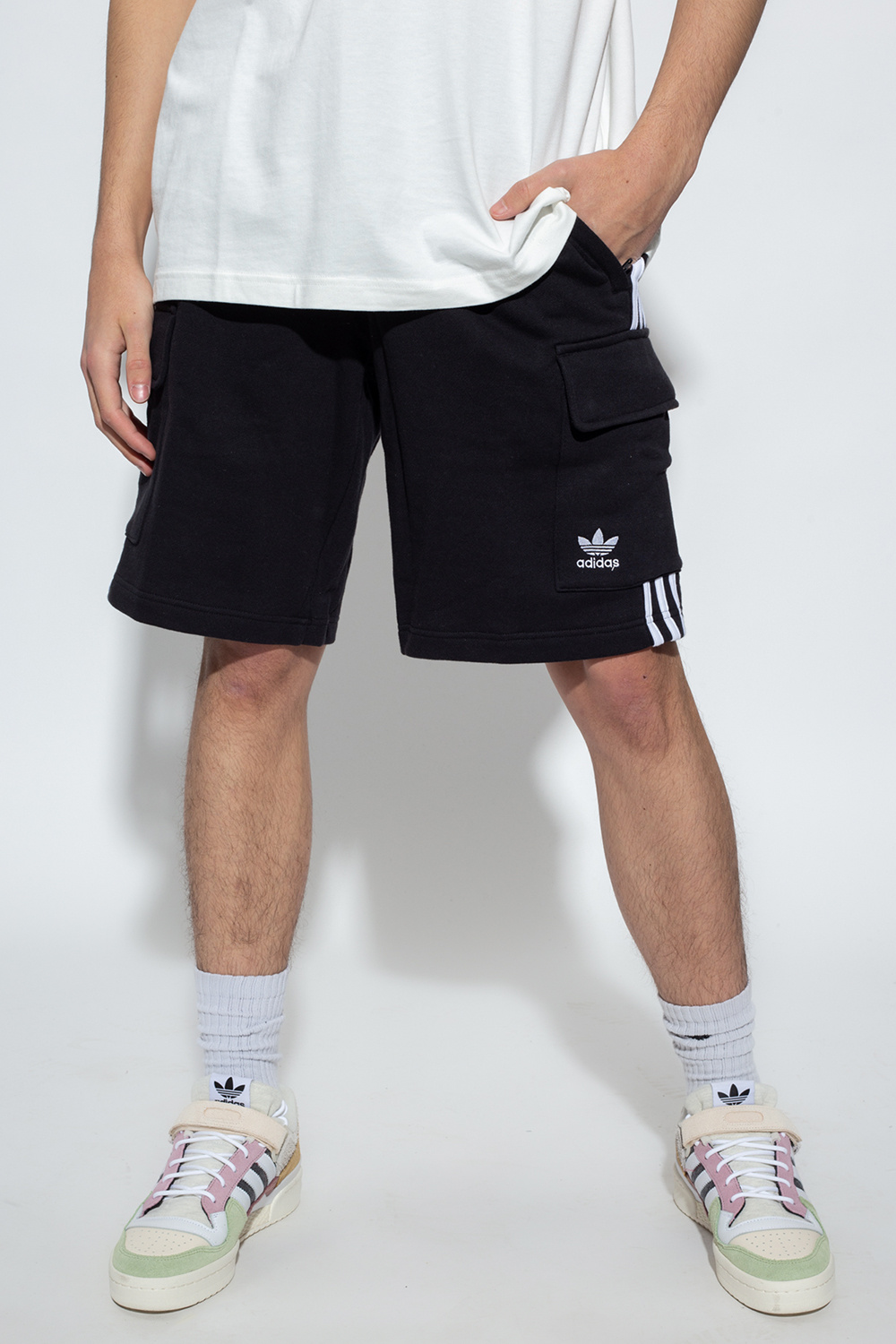 حذاء اسيكس ADIDAS Originals Shorts with logo | Men's Clothing | Vitkac حذاء اسيكس